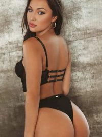 High Class Escort Model Oksey in Berlin 2