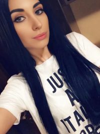 High Class Escort Model Kettrin in Berlin 4